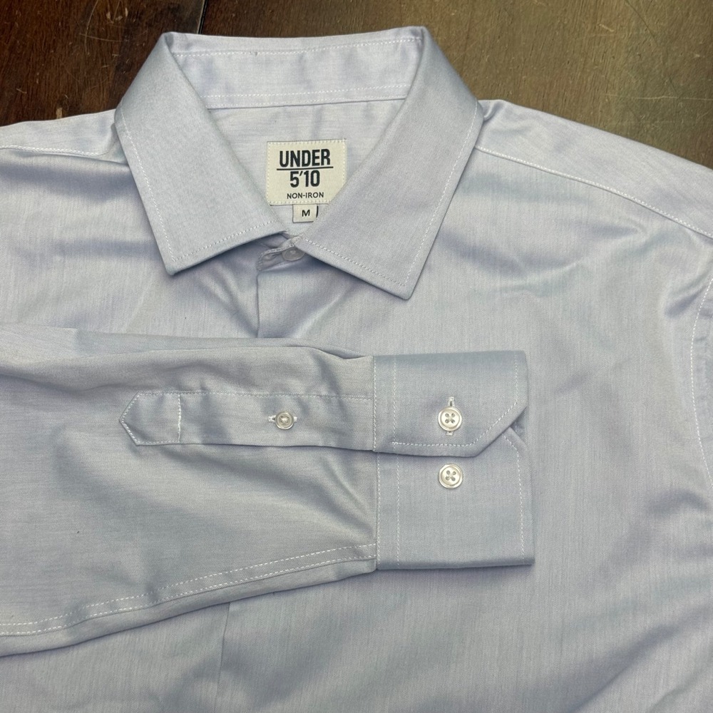 Under 5'10 Button Down Men Medium Light Blue Non-Iron Twill OCBD Dress Shirt